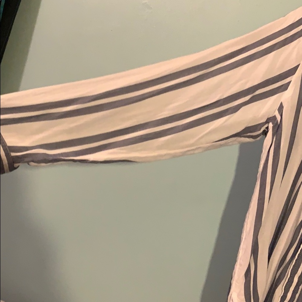 American Eagle button down - Picture 3 of 7